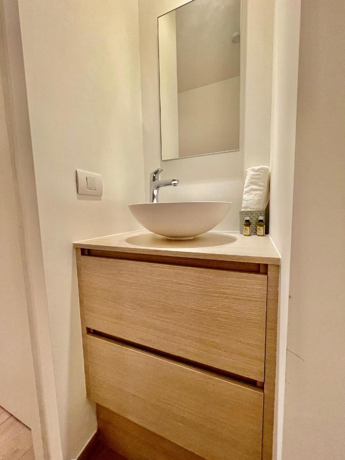 Oneluxstay Near Diamond District Antwerpen Buitenkant foto