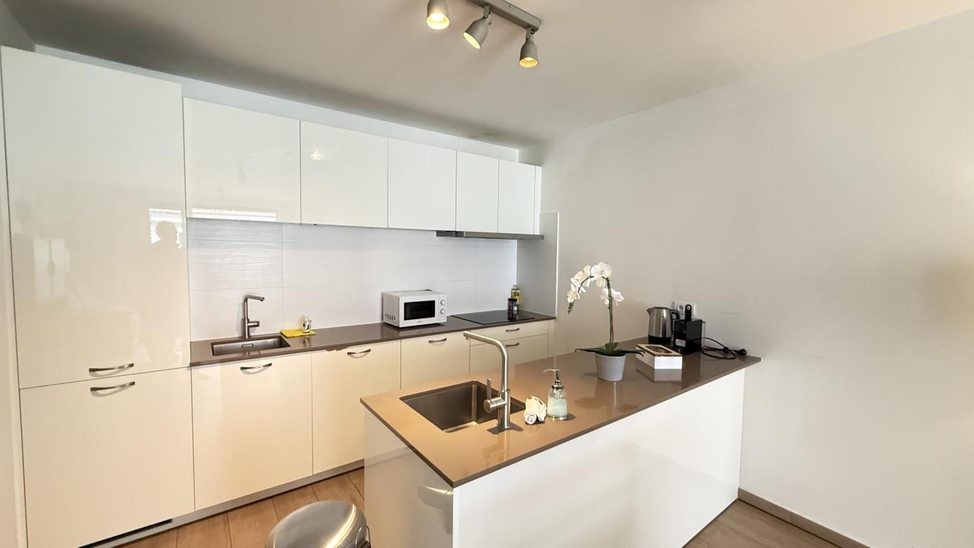 Oneluxstay Near Diamond District Antwerpen Buitenkant foto